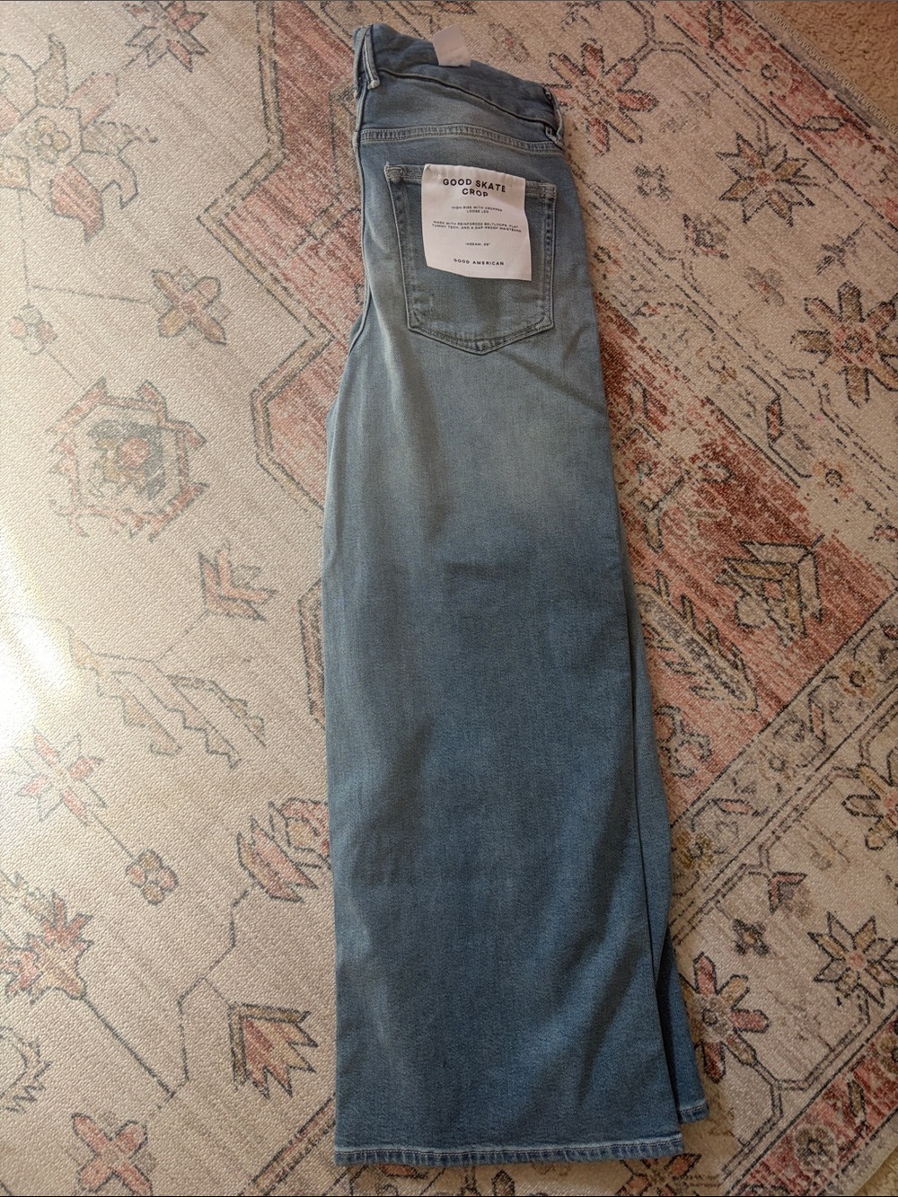Good American Light Blue Good Skate Crop Jeans Label Detail - Picture 6 of 6